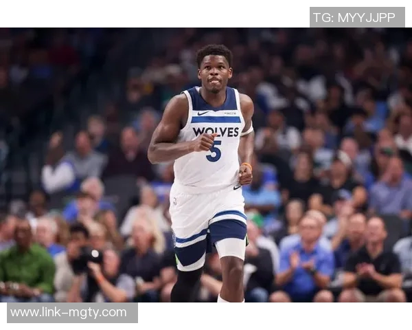 森林狼半场狂胜爵士34分华子与兰德尔仅差一分争夺得分王